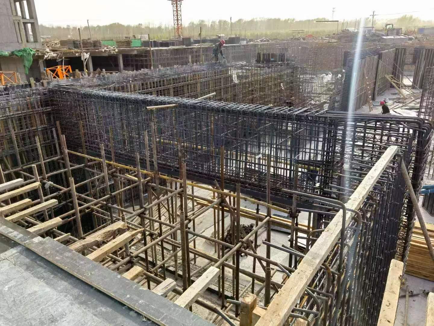 围场建筑基础筏板施工时混凝土有哪些常见问题?
